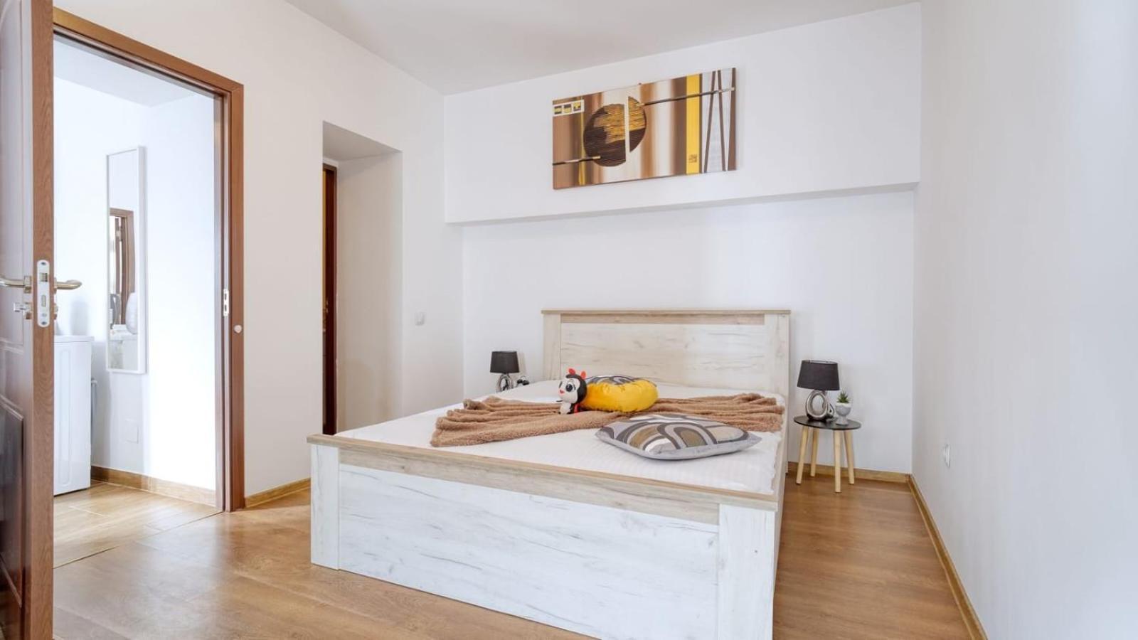 New Residence Brasov Exterior photo